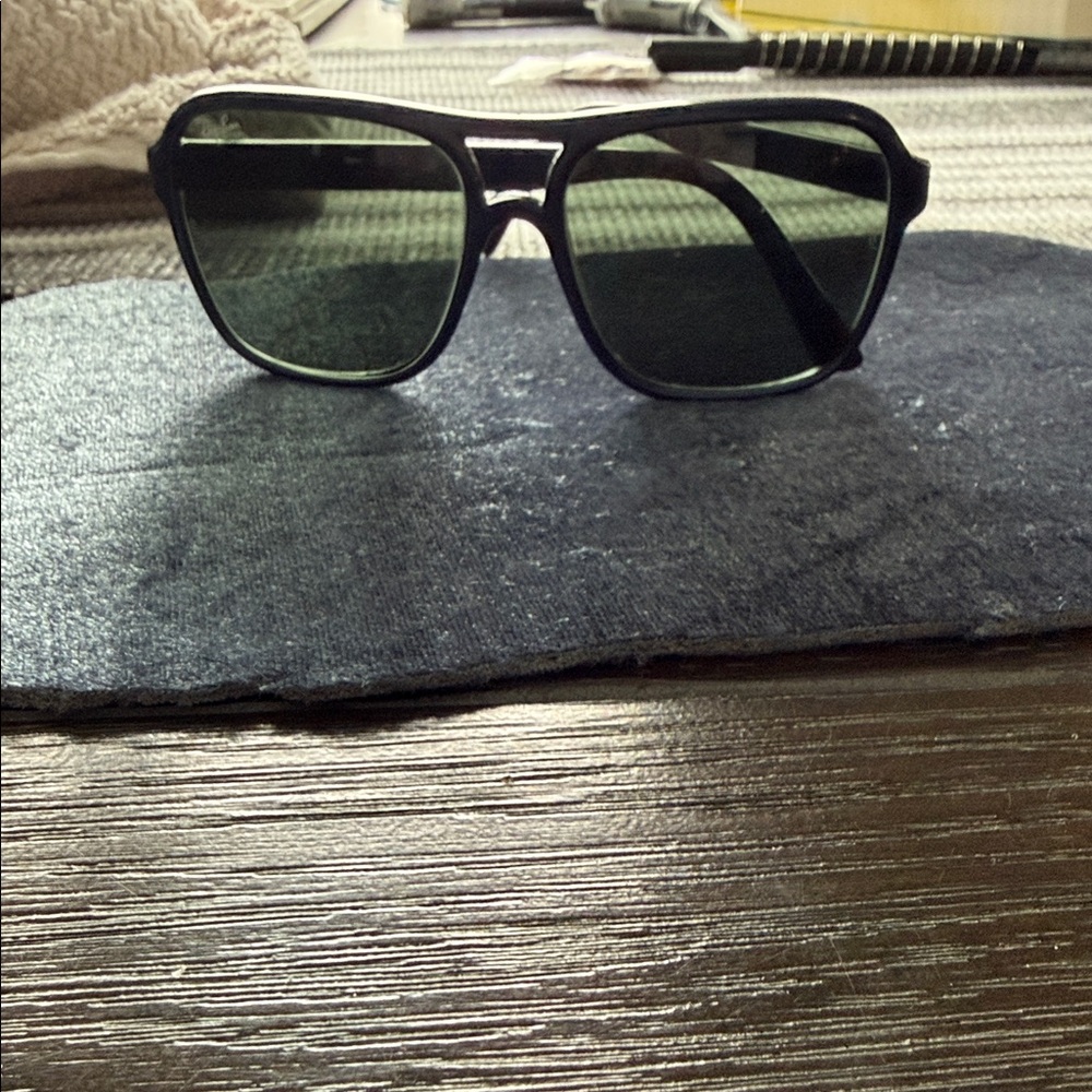 Vintage Ray- Ban sun glasses